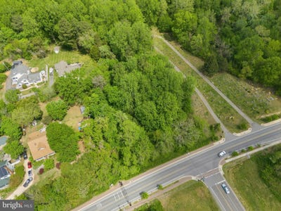 /international/us/41708-fenwick-street-leonardtown-md-110107538497/