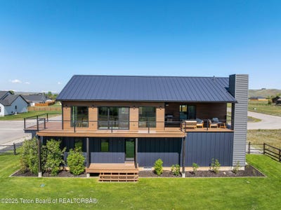 /international/us/1205-trails-creek-avenue-pinedale-wy-110100328042/