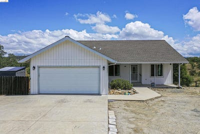 /international/us/1693-carmelita-lane-la-grange-ca-110107745368/