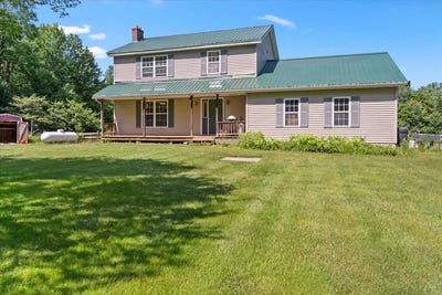 /international/us/82-west-street-road-fairfax-vt-110108821778/