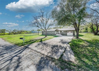/international/us/8313-cr-313-breckenridge-tx-110098657885/