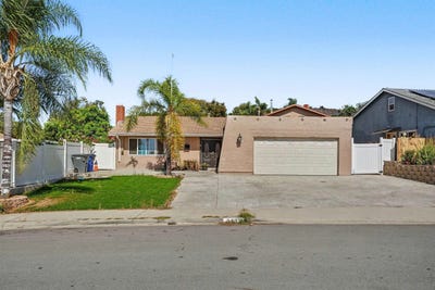 /international/us/2539-trace-rd-spring-valley-ca-110110422984/
