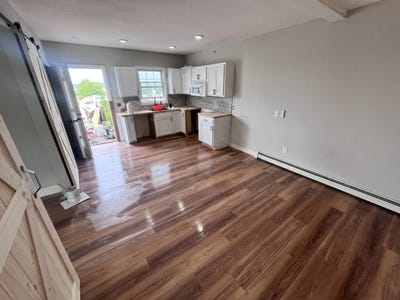 /international/us/131-stewart-street-fall-river-ma-110108724389/