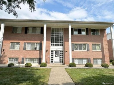 /international/us/8211-denwood-drive-sterling-heights-mi-110106754639/