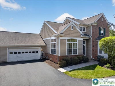 /international/us/2304-hollow-view-drive-easton-pa-110107462456/
