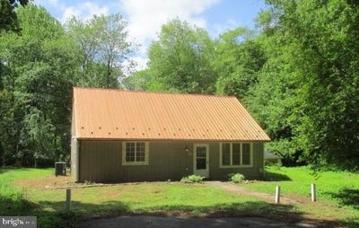 /international/us/30-spring-lane-elkton-md-110108445099/