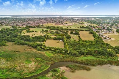 /international/us/6819-chiesa-road-rowlett-tx-110097290159/