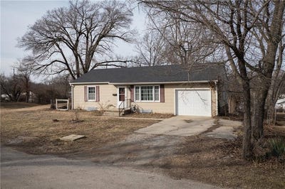 /international/us/607-hillcrest-drive-knob-noster-mo-110106699522/