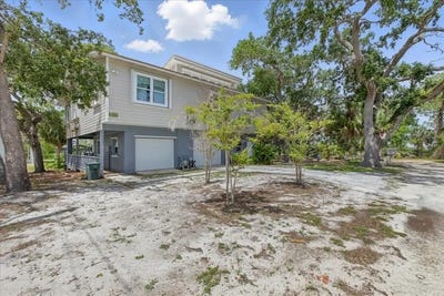 /international/us/16431-sw-120th-pl-cedar-key-fl-110106624381/