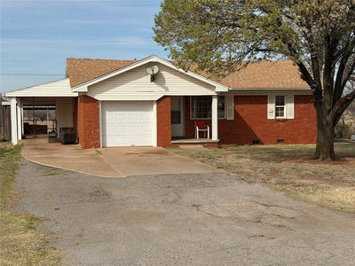 /international/us/709-e-n-boundary-highway-sentinel-ok-110106702385/