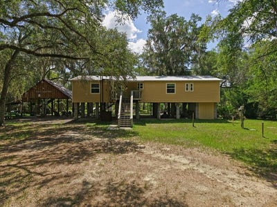/international/us/1587-ne-930th-st-old-town-fl-110109232810/