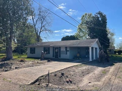 /international/us/100-hawkins-newellton-la-110107262140/