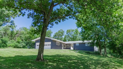 /international/us/619-route-h-greenfield-mo-110100846822/