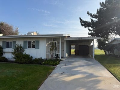 /international/us/1012-pebble-beach-drive-bakersfield-ca-110106278225/