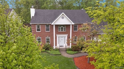 /international/us/42-e-pinelake-drive-williamsville-ny-110108146366/