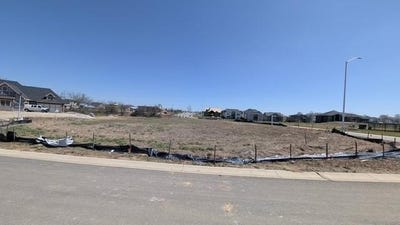 /international/us/17229-monrovia-street-bucyrus-ks-110107087261/