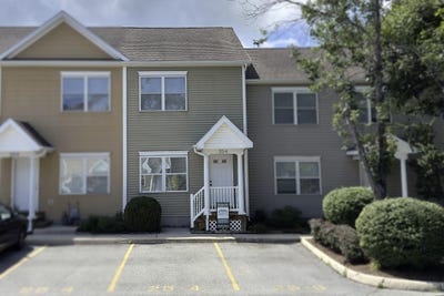 /international/us/25-4-beverly-ct-lexington-va-110095135197/?lang=zh-tw