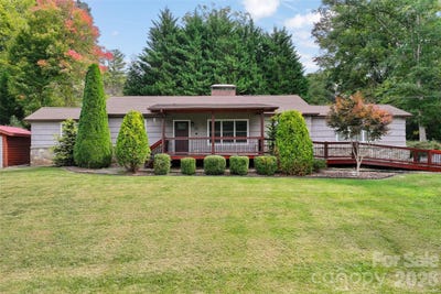 /international/us/21-fairlane-lane-waynesville-nc-110120576483/