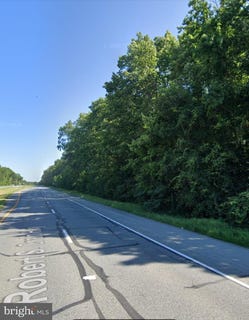 /international/us/8080-crain-highway-la-plata-md-110093311712/