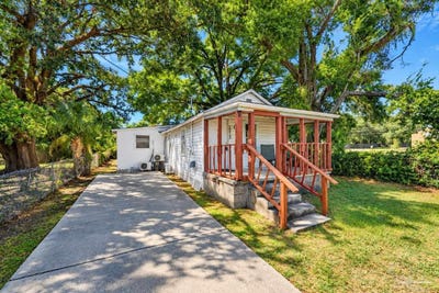 /international/us/2813-n-f-st-pensacola-fl-110110363440/