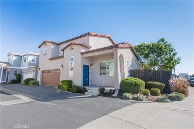 /international/us/136-reflection-place-templeton-ca-110107940783/