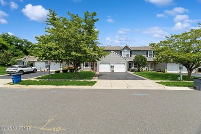 /international/us/7-sloop-sq-freehold-nj-110101093941/?lang=zh-cn