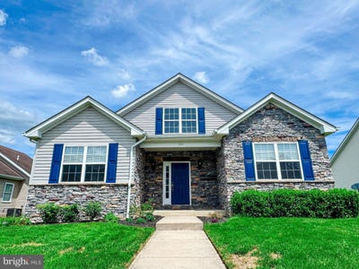 /international/us/105-heartwood-drive-frostburg-md-110108467860/