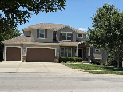 /international/us/1844-ne-parks-summit-boulevard-lee-s-summit-mo-110101475602/