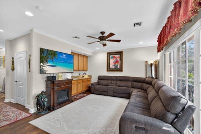 /international/us/530-s-federal-highway-lake-worth-beach-fl-110100852434/