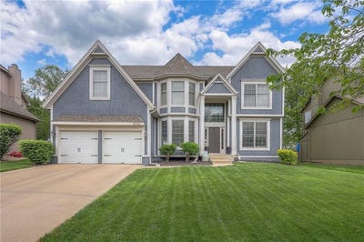 /international/us/8112-w-129th-street-overland-park-ks-110107878762/