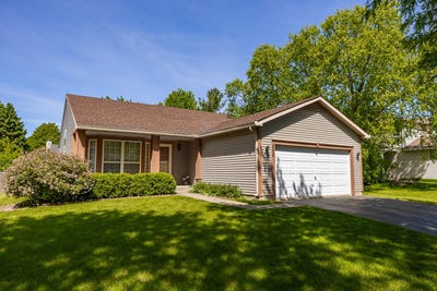 /international/us/205-woodlet-lane-bolingbrook-il-110108098337/