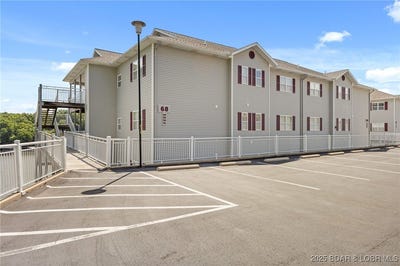 /international/us/68-summer-place-court-camdenton-mo-110100590292/