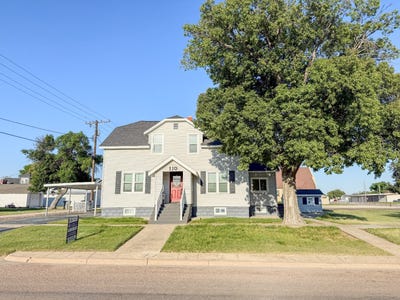 /international/us/110-n-ash-stockton-ks-110106586936/