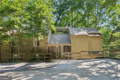 /international/us/135-chestnut-rise-big-canoe-ga-110100591896/
