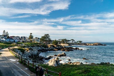 /international/us/520-lighthouse-ave-301-pacific-grove-ca-110105781163/