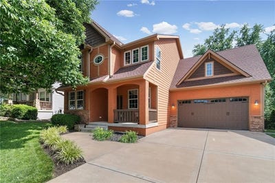 /international/us/321-creekwood-drive-liberty-mo-110108878266/