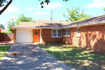 /international/us/2008-54th-street-lubbock-tx-110099892577/