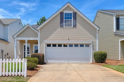 /international/us/205-whaleback-drive-simpsonville-sc-110108385844/