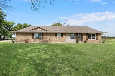 /international/us/11541-old-dallas-road-west-tx-110100302124/