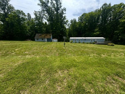 /international/us/2478-richmond-highway-gladstone-va-110108813288/