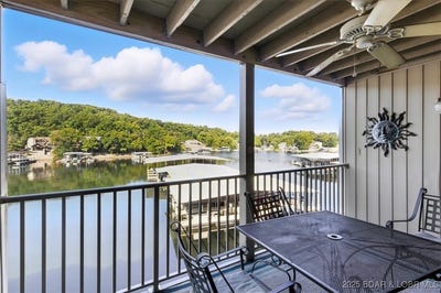 /international/us/524-indian-pointe-drive-osage-beach-mo-110101660011/