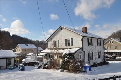/international/us/805-807-pittsburgh-street-lower-burrell-pa-110104555327/