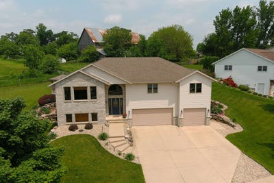 /international/us/128-robyn-ridge-mount-horeb-wi-110100117501/