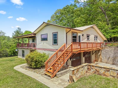 /international/us/208-quail-ridge-trail-lot-5-franklin-nc-110108342966/