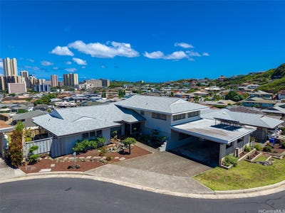 /international/us/3515-ala-haukulu-place-honolulu-hi-110107817725/