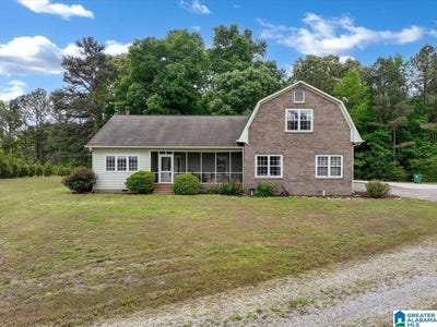 /international/us/4608-county-road-522-hanceville-al-110109296072/