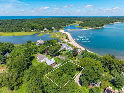 /international/us/1400-bay-shore-road-greenport-ny-110110076491/