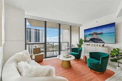 /international/us/2201-collins-ave-miami-beach-fl-110097347235/