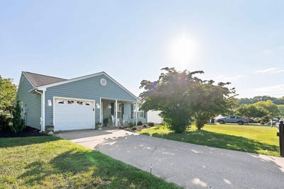 /international/us/300-greenwood-rd-staunton-va-110120016457/