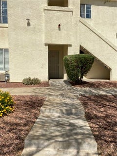 /international/us/698-s-racetrack-road-henderson-nv-110108769438/